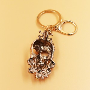 Fashion Creative Gift Skull Necklace Keychain Colorful Skull Pendant Wholesale of Small Articles rhinestone keychains