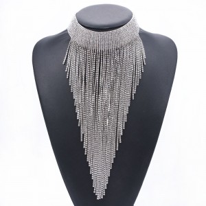 2020 New Full rhinestone Clavicle Necklace Crystal Long Tassel Ornament Exaggerated zinc alloy Jewelry necklace Wholesale
