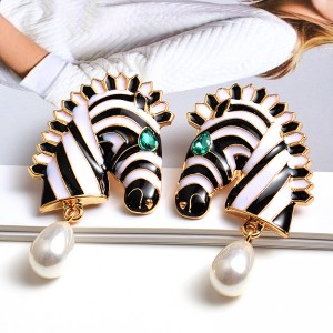 Wholesale Fashion Trend Metal zebra Earrings Statement Fine Drop Earring High-quality Jewelry Accessories For Women