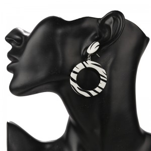 Trendy Korean Style Black & White Printed Drop Earrings For Women Personality Zebra Pendant Earrings Fashion Jewelry