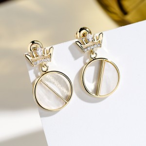 Latest Versatile Glorious Crown Earrings New Style Elegant Ear Stud Creative Decoration stud earrings wholesale