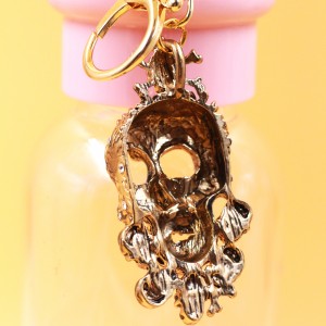 Fashion Creative Gift Skull Necklace Keychain Colorful Skull Pendant Wholesale of Small Articles rhinestone keychains