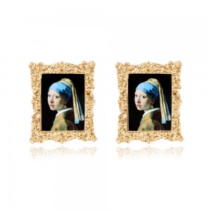 2020 hottest Mona Lisa Head Portrait Landscape Alloy Earrings Creative Popular photo stud Earrings wholesale